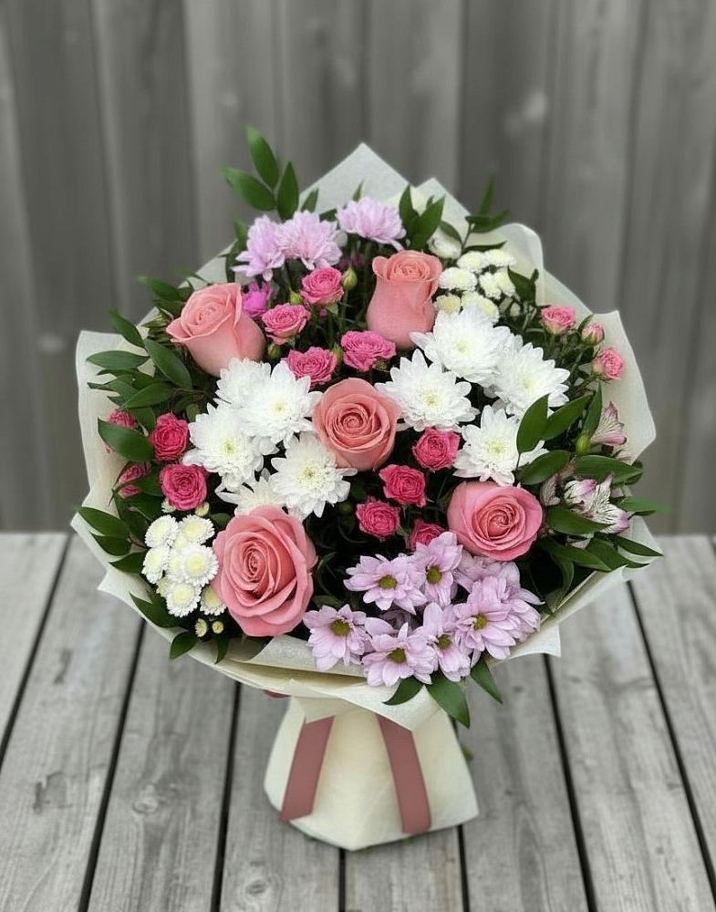 Букет цветов из: Альстромерии, Гвоздики, Розы и Хризантемы в Алзамае