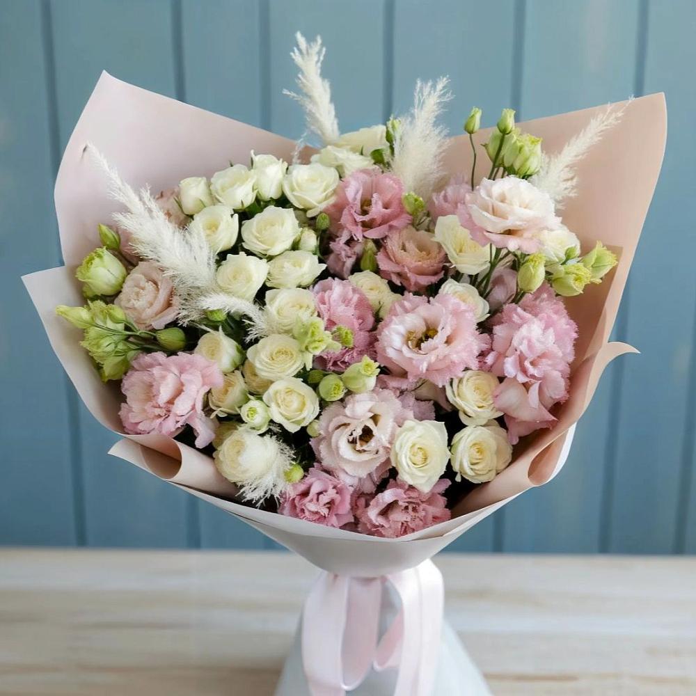 Букет цветов из: Альстромерии и Розы в Алзамае