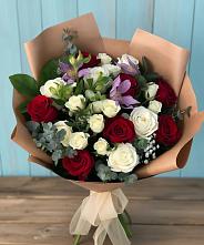 Букет цветов из:  Розы и Альстромерии в Алзамае