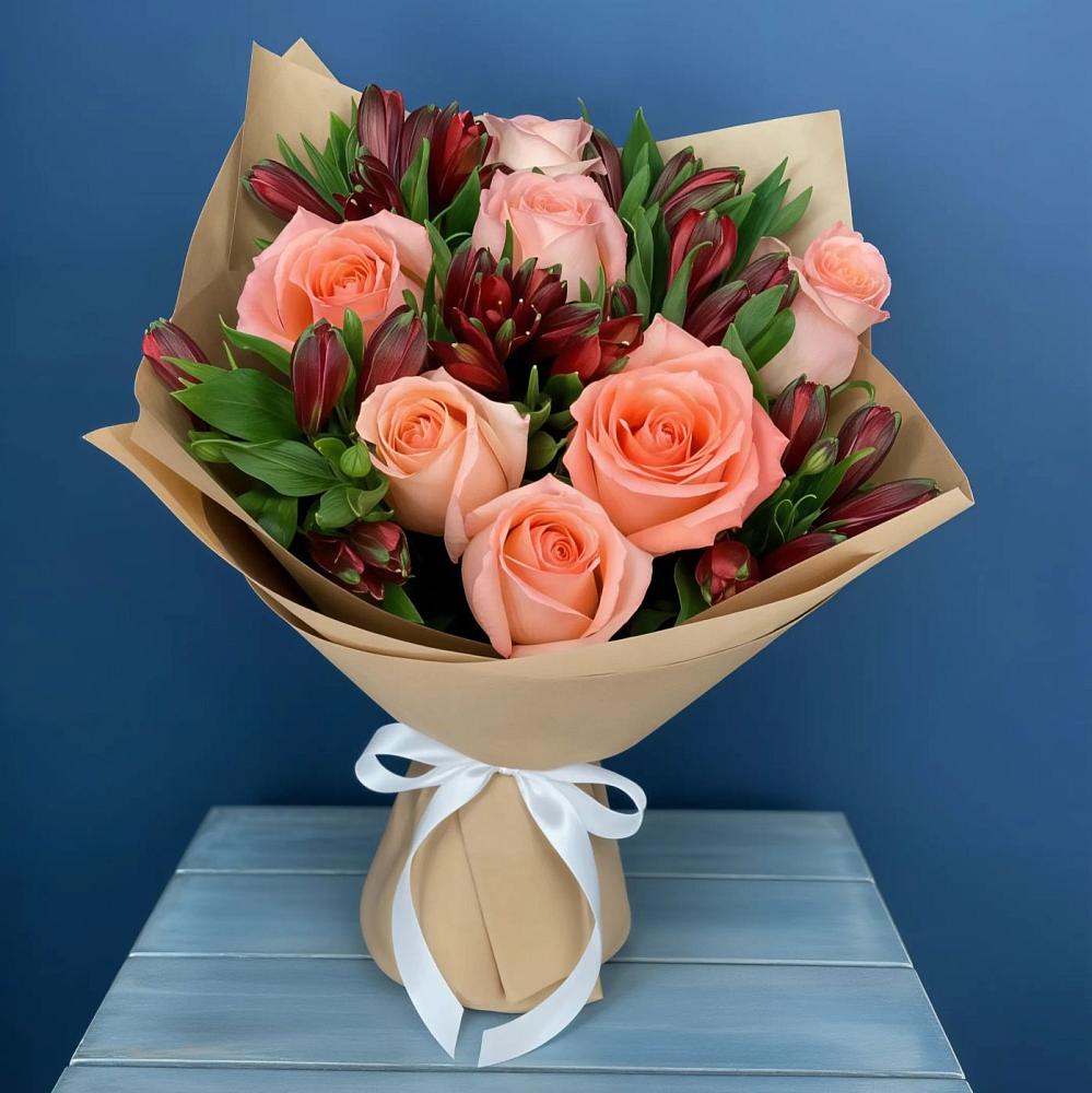 Букет цветов из: Розы и Альстромерии в Алзамае