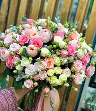 Букет цветов из:  Розы #REPLACE_PRED# Алзамае