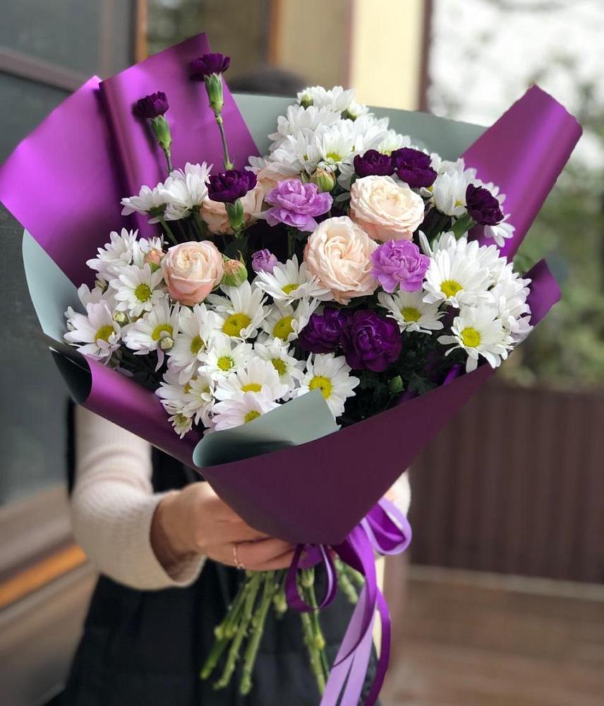 Букет фиолетовый сад в Алзамае Букет цветов из: Хризантемы, Гвоздики и Розы в Алзамае