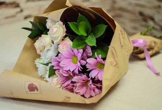 Букет цветов из: Розы и Хризантемы в Алзамае