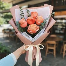 Букет цветов из:  Розы в Алзамае