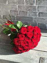 Красные розы Фридом в Алзамае Букет Красные розы Фридом в Алзамае