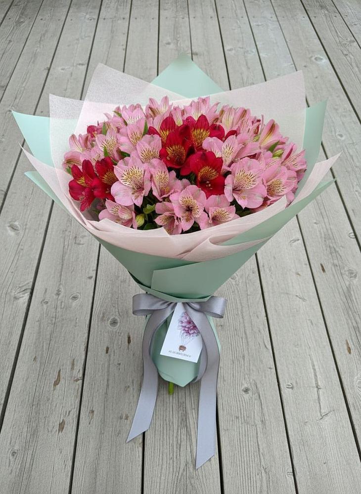 Букет цветов из: Альстромерии в Алзамае