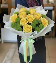 Букет сочно-зеленый #REPLACE_PRED# Алзамае Букет цветов из:  Хризантемы и Розы #REPLACE_PRED# Алзамае