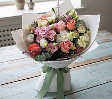 Букет цветов из:  Розы, Лизиантусы и Гвоздики в Алзамае