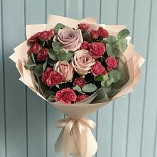 Букет цветов из:  Гвоздики и Розы в Алзамае