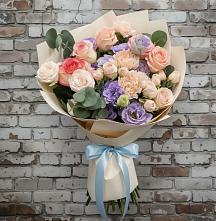 Букет цветов из:  Розы, Лизиантусы и Гвоздики #REPLACE_PRED# Алзамае